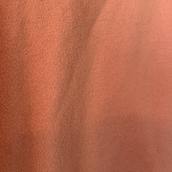 Everlane light weight French terry crewneck sweater in Salmon/Coral pink - Picture 8 of 8